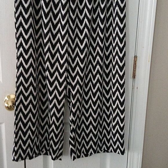 All Dazzled Up black white chevron lounge wide leg elastic waist  pants Sz 1X - Picture 2 of 7